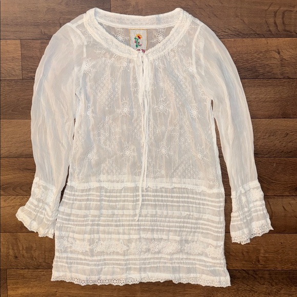 Johnny Was Tops - Johnny Was Size Extra Small Egg Shell Off White Sheer Tunic Long Sleeve Top Cute